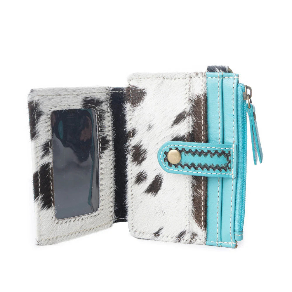 Wildflowers of the Prairie Credit Card Holder -- Turquoise