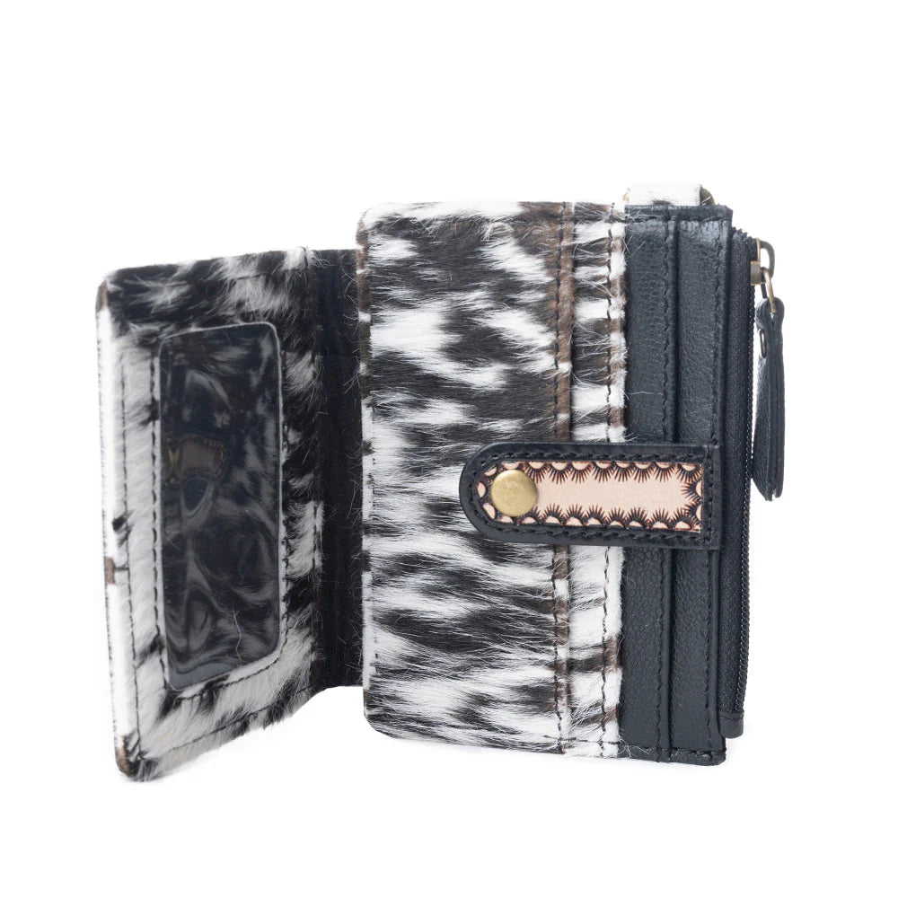 Wildflowers of the Prairie Credit Card Holder -- Black